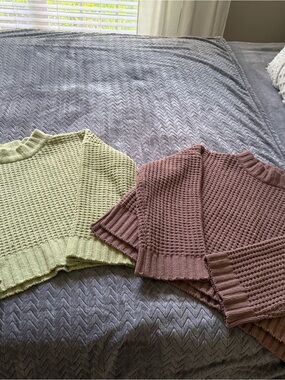 Bundle of 2 Cropped Waffle Knit Sweater - Sage Green and Dusty Brown